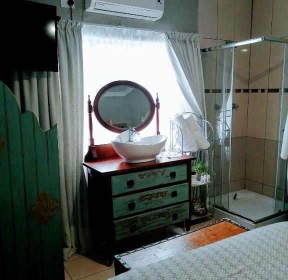 스탠다드 룸, The Place Guesthouse Parys
