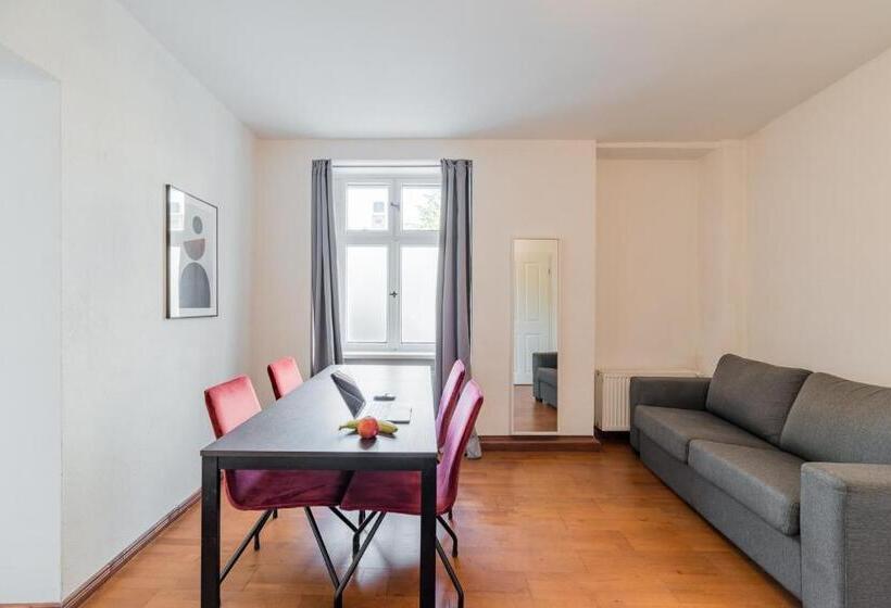 آپارتمان 1 خوابه همکف, Suite & Apart