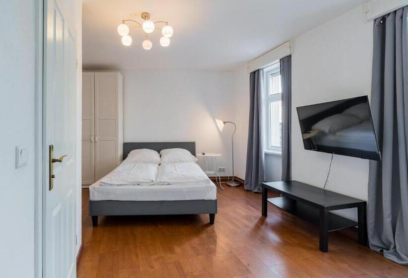 آپارتمان 1 خوابه همکف, Suite & Apart