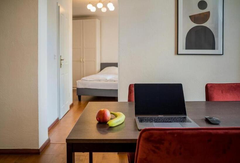 آپارتمان 1 خوابه همکف, Suite & Apart