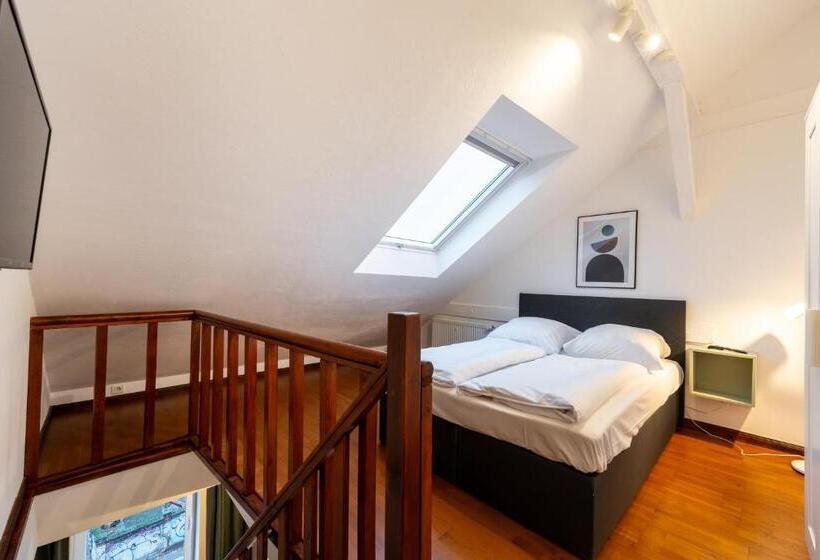 استودیوی استاندارد, Suite & Apart