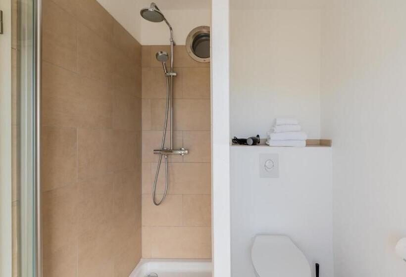 استودیوی استاندارد, Suite & Apart