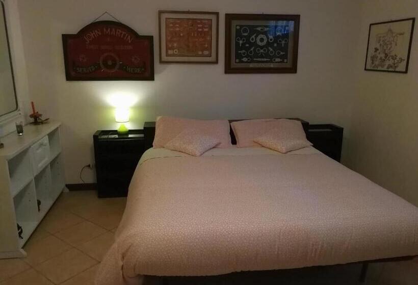 패밀리 룸, Casa Di Amici