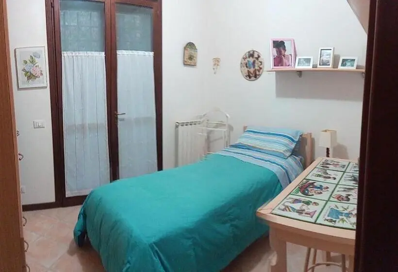 スタンダードシングルルーム, Casa Di Amici