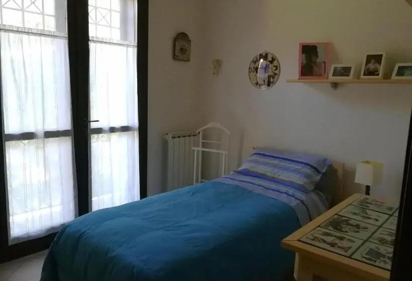 スタンダードシングルルーム, Casa Di Amici