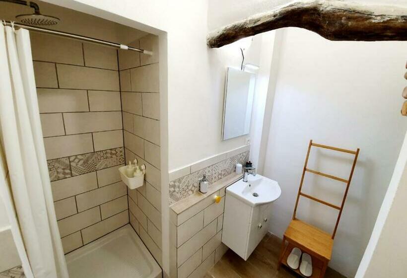 غرفة قياسية, Il Girasole ...at Andorus  House