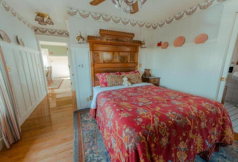 חדר סטנדרט עם ג'קוזי, The Old St Angela Inn