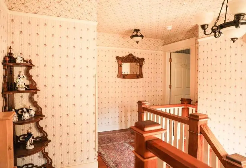 オーシャンビュースタンダードルーム, The Old St Angela Inn