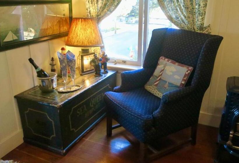 חדר דלוקס, The Old St Angela Inn