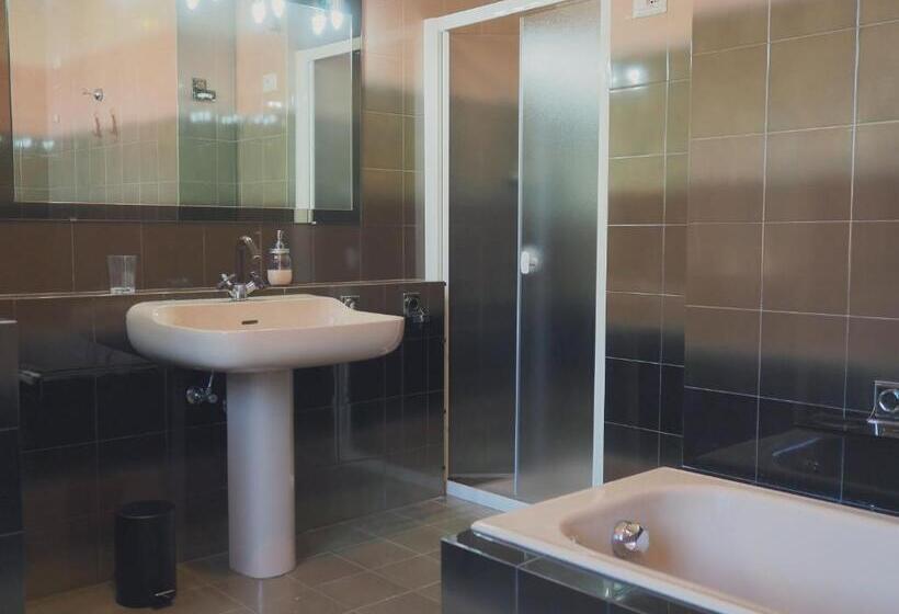 חדר סטנדרט לארבעה, Villa Monti