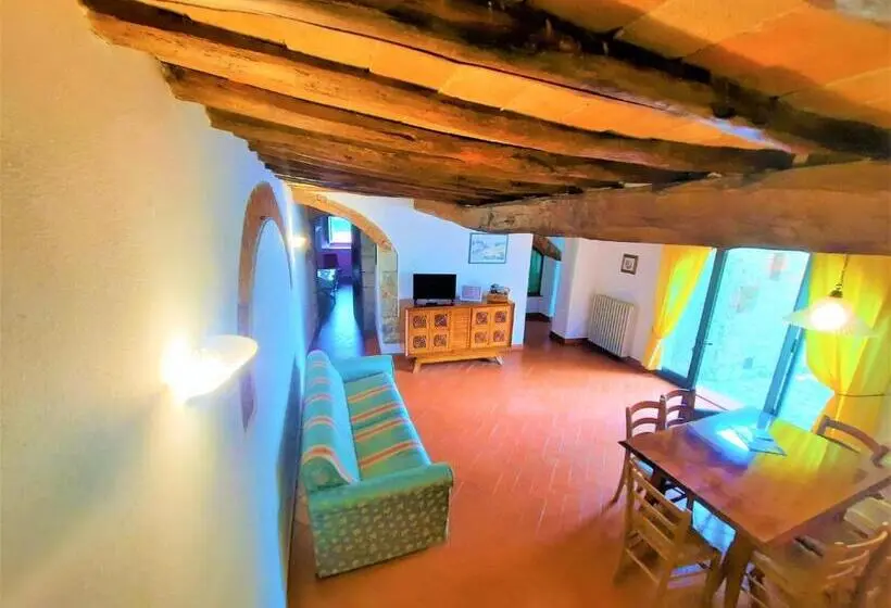 プールの見える1ベッドルームアパートメント, Agriturismo I Ceppi