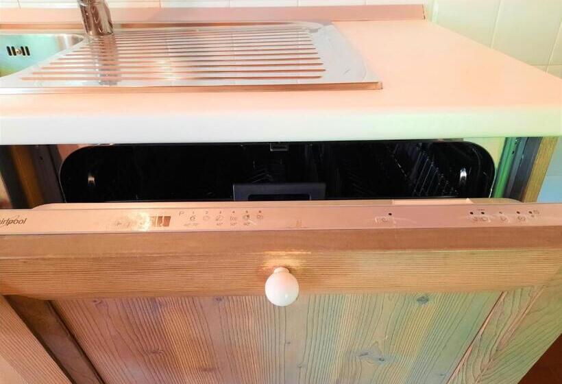 דירת חדר נוף לבריכה, Agriturismo I Ceppi