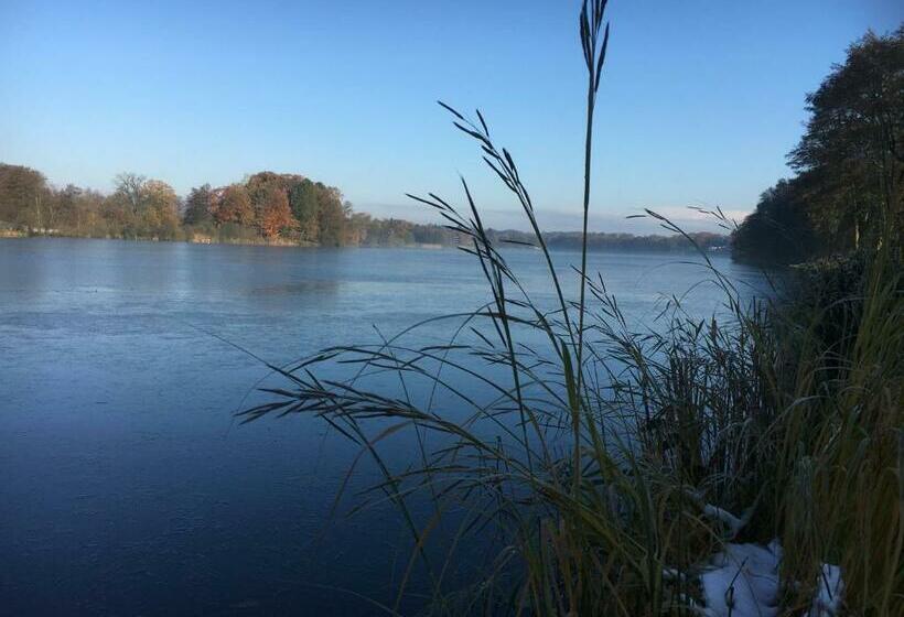 Suite with lake view, Fischerklause Am Lutjensee
