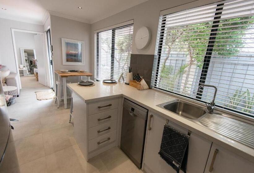 Апартаменты 1 Спальня, Mindarie Retreat