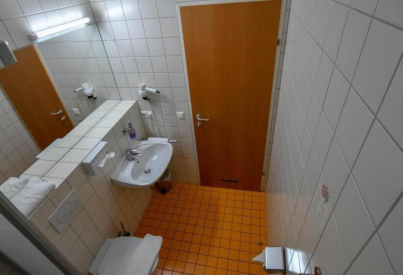 اتاق استاندارد سه نفره, Motel55   Nettes Hotel Mit Self Check In In Villach, Warmbad