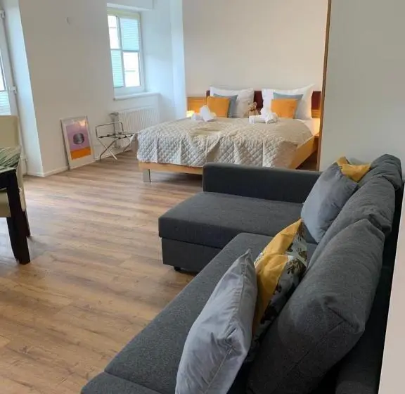 テラス付き１ベッドルームアパートメント, Motel55   Nettes Hotel Mit Self Check In In Villach, Warmbad