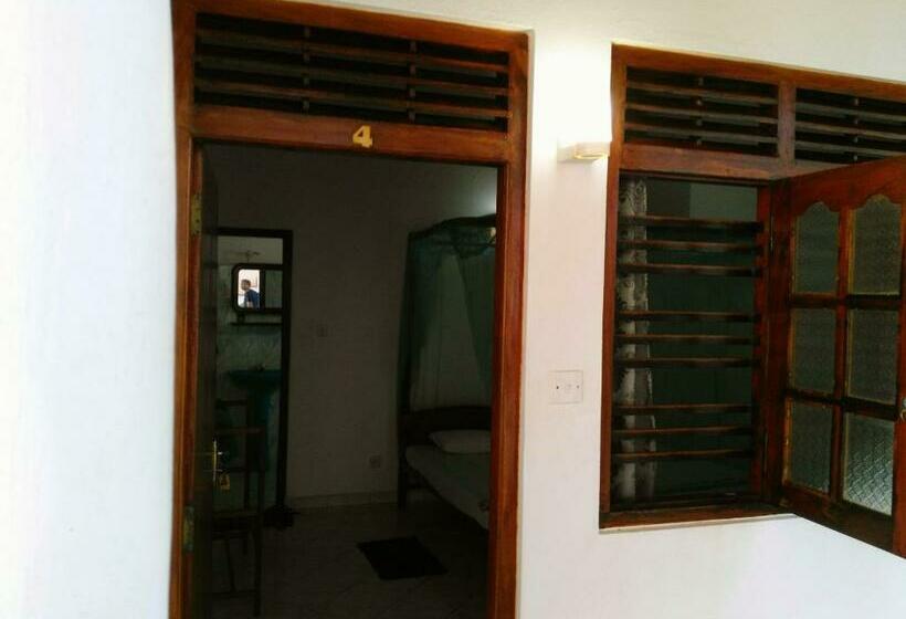 חדר סטנדרט, Sunnys Beach Guest House