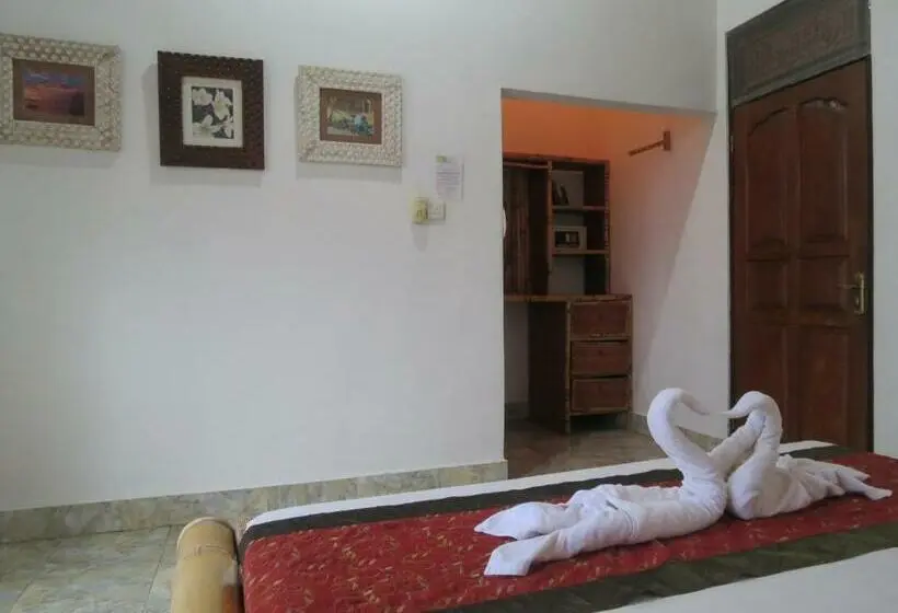 اتاق لوکس با بالکن و چشمانداز دریا, Lemon House