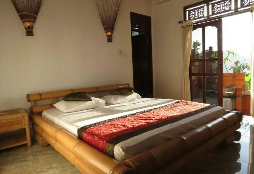 اتاق لوکس با بالکن و چشمانداز دریا, Lemon House