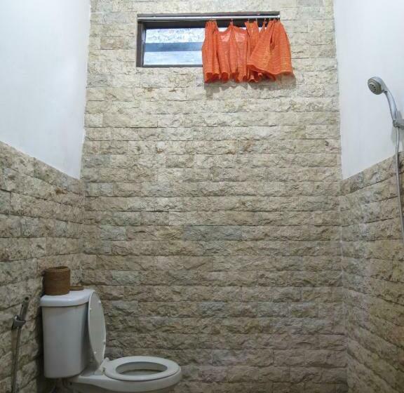 带共用浴室的标准房间, Lemon House