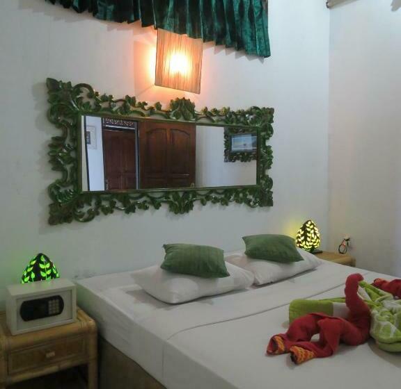 带共用浴室的标准房间, Lemon House