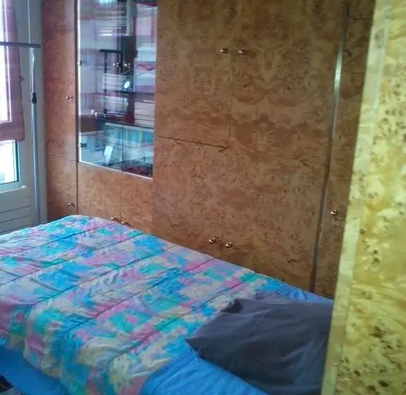 اتاق یک تخته با چشم‌انداز باغ, Chambres D Hôtes Issy Paris