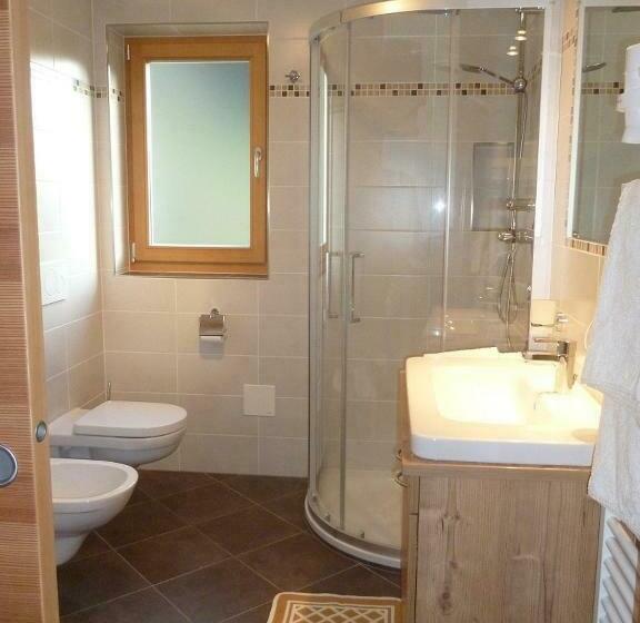 דירת חדר בקומת קרקע, Isidorhof