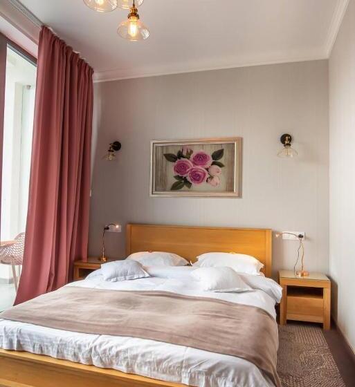 标准间带阳台, Roser House Boutique   Pe Malul Lacului Colibita