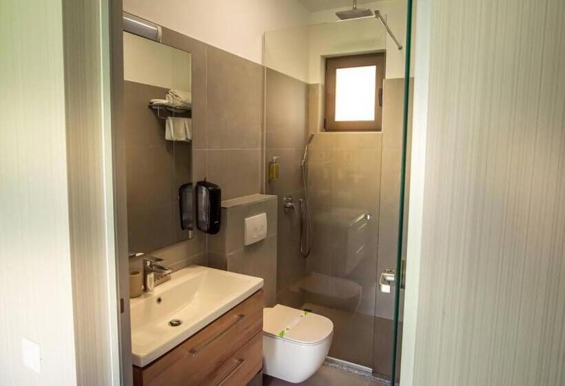 标准间, Roser House Boutique   Pe Malul Lacului Colibita