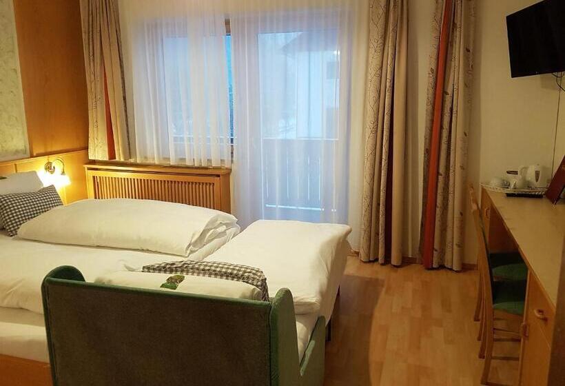 Номер Стандарт с Балконом, Haus Miriam