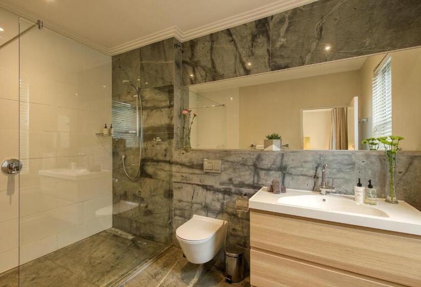 スタンダードルーム, Atlantic Palms