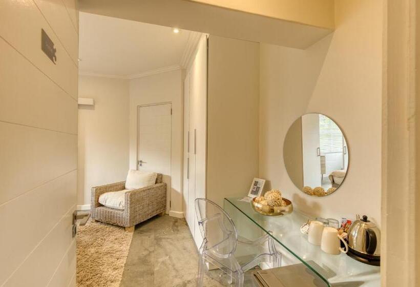 スタンダードルーム, Atlantic Palms