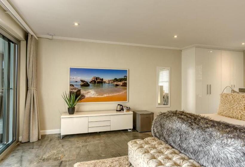 プールビュースタンダードルーム, Atlantic Palms