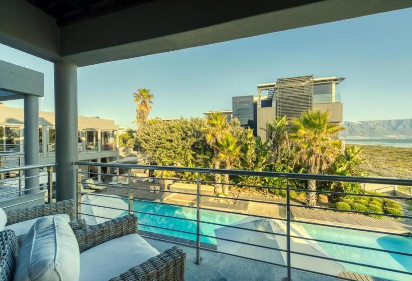 デラックスジュニアスイート, Atlantic Palms