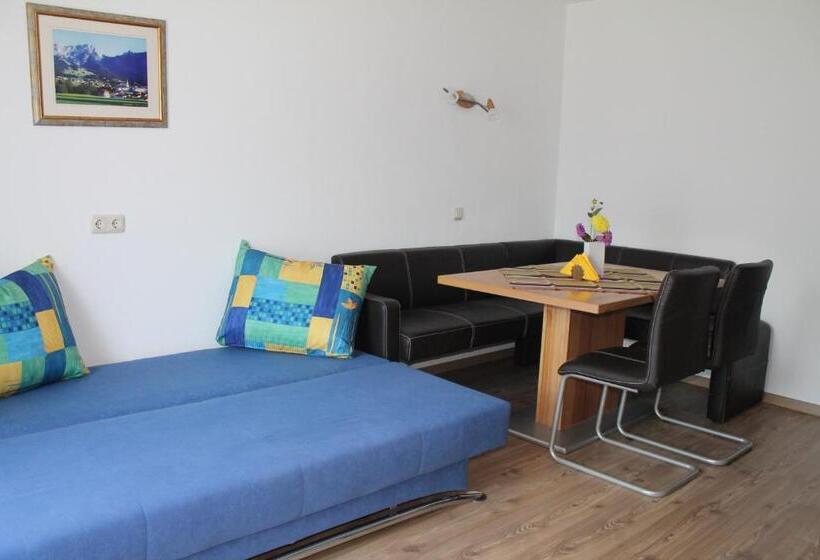 景色の見える一ベッドルームアパートメント, Vorderwimmhof