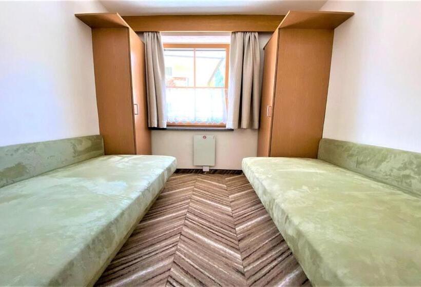 شقة غرفتين نوم مزودة بشُرفة, Pension Appartements Gabriele