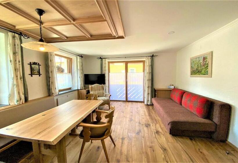 شقة غرفتين نوم مزودة بشُرفة, Pension Appartements Gabriele