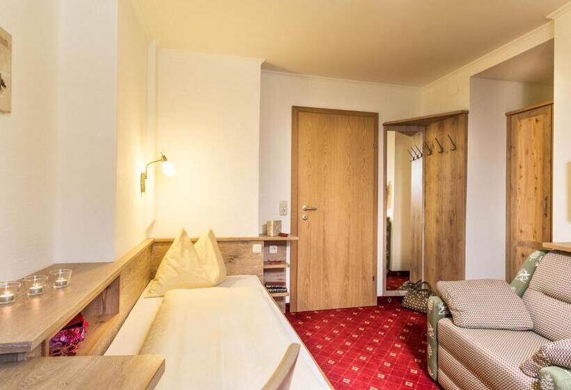 غرفة قياسية فردية مزودة بشُرفة, Pension Appartements Gabriele