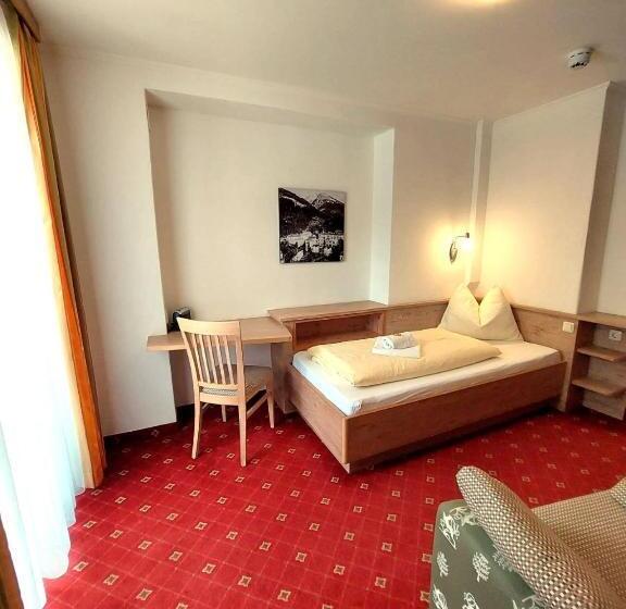 غرفة قياسية فردية مزودة بشُرفة, Pension Appartements Gabriele