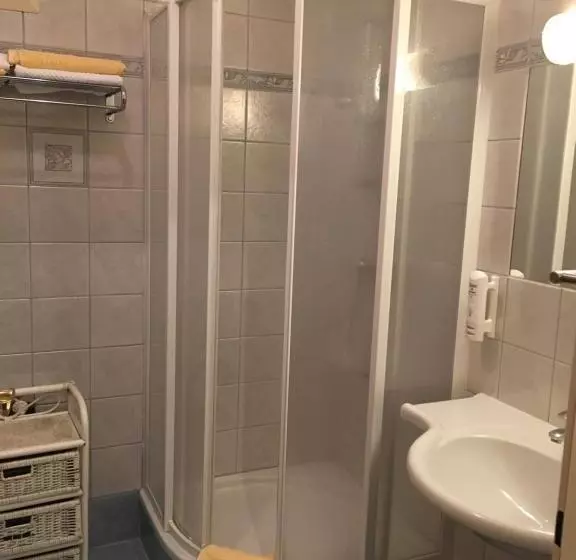 １ベッドルームアパートメント, Brückenwirt
