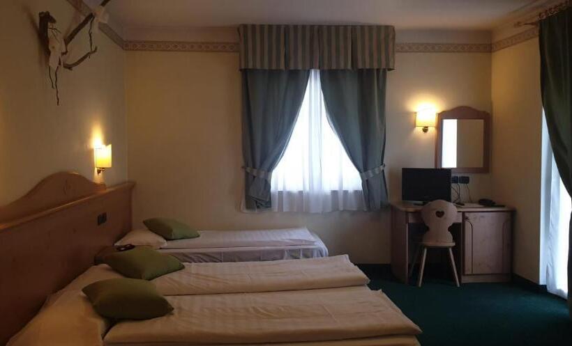 4인용 스탠다드 룸, Albergo Bernard