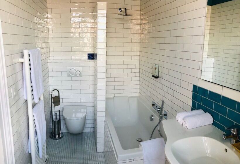 غرفة كومفورت, Ama