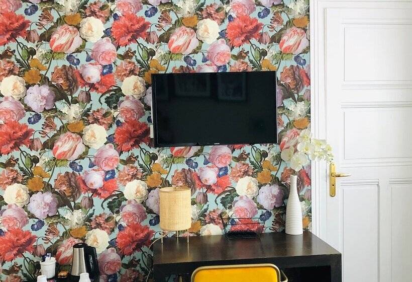 غرفة كومفورت, Ama