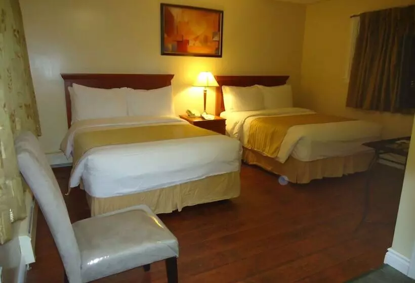 اتاق لوکس, Bayside Inn & Waterfront Suites