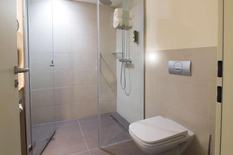 جناح, Best Western Plus Hotel Bremerhaven