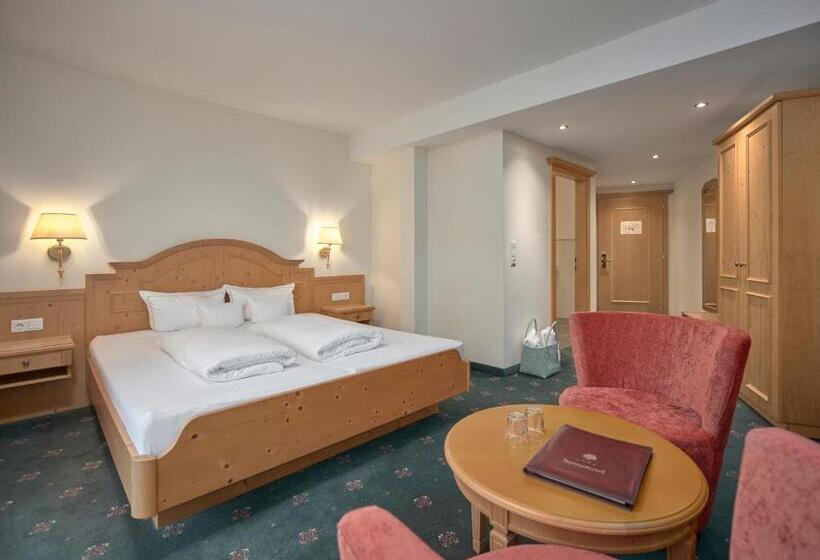 标准间带阳台, Das Schlössl