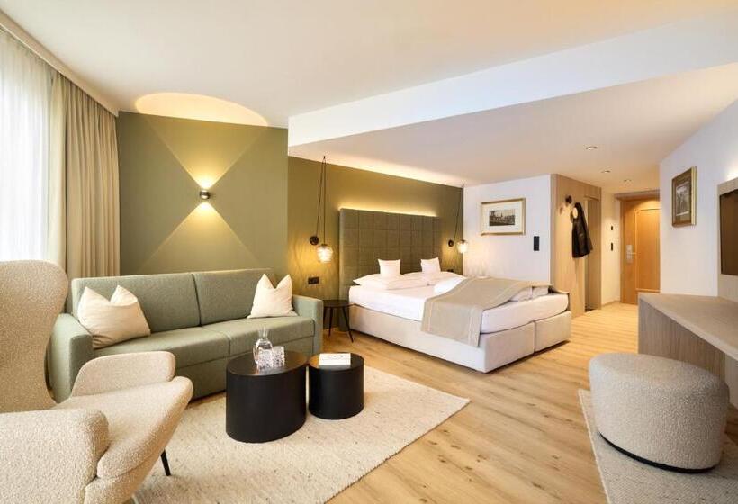 小型套房带阳台, Das Schlössl