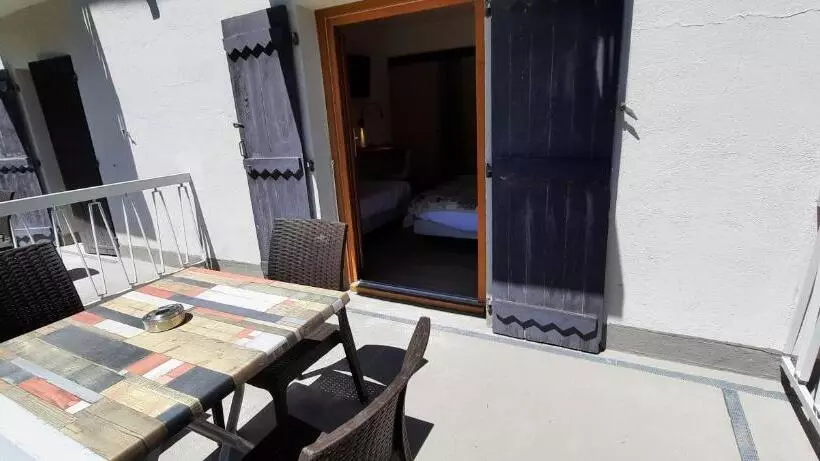 景色の見えるトリプルスタンダードルーム, Hôtel Chastellares