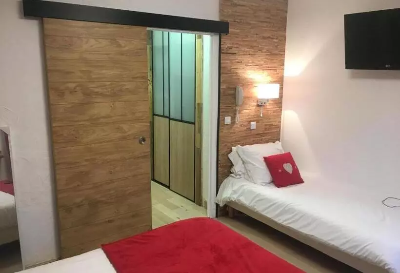 ファミリールーム, Hôtel Chastellares