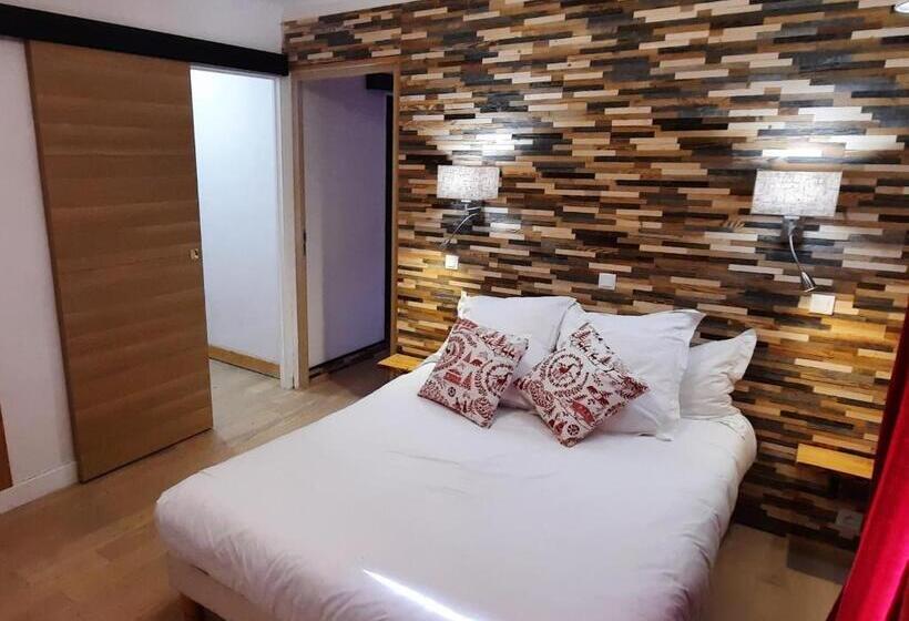 غرفة سوبيريور عائلية, Hôtel Chastellares